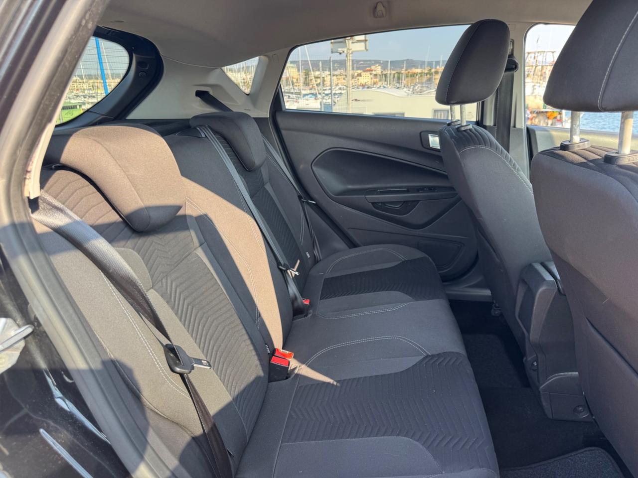 Ford Fiesta 1.5 TDCi 75CV 5 porte Titanium