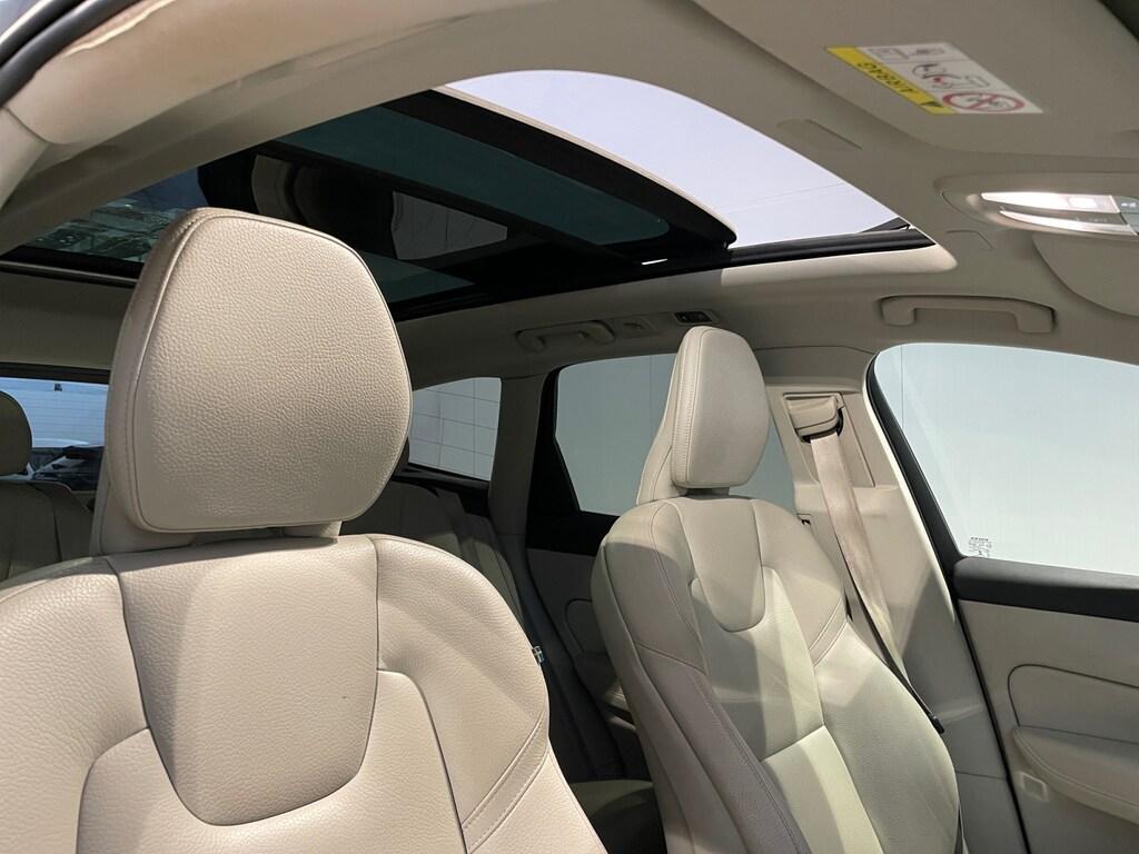 VOLVO XC60 II Promiscuo B4 2.0d Hybrid 197CV Autom. Inscription (MHEV) AUTOCARRO/IVA...