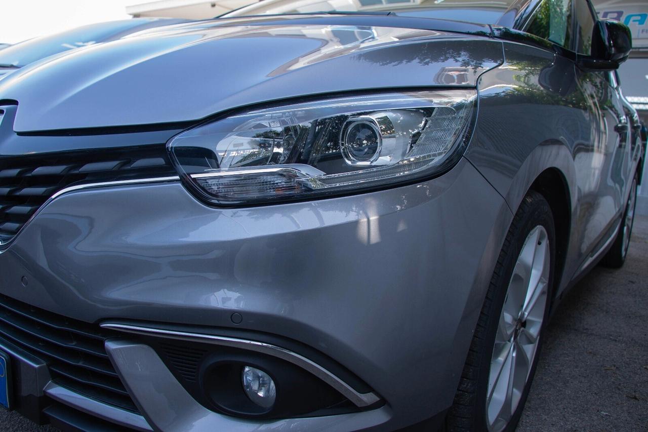 Renault Scenic AUTOMATIC PREMIUM