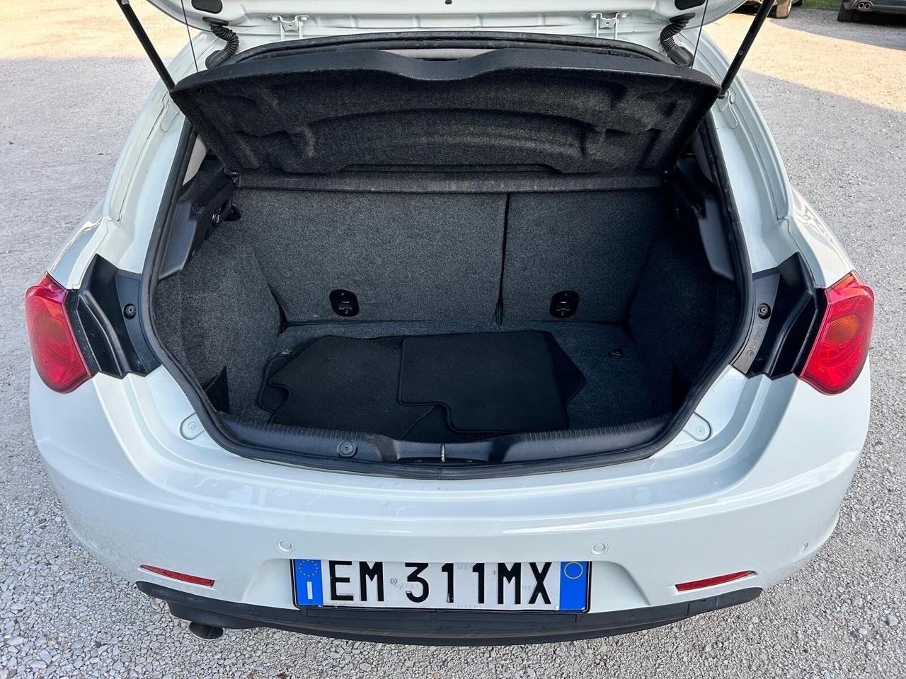 GIULIETTA 1.6JTDM 105CV UNICO PROP TOP NEOPATENTAT