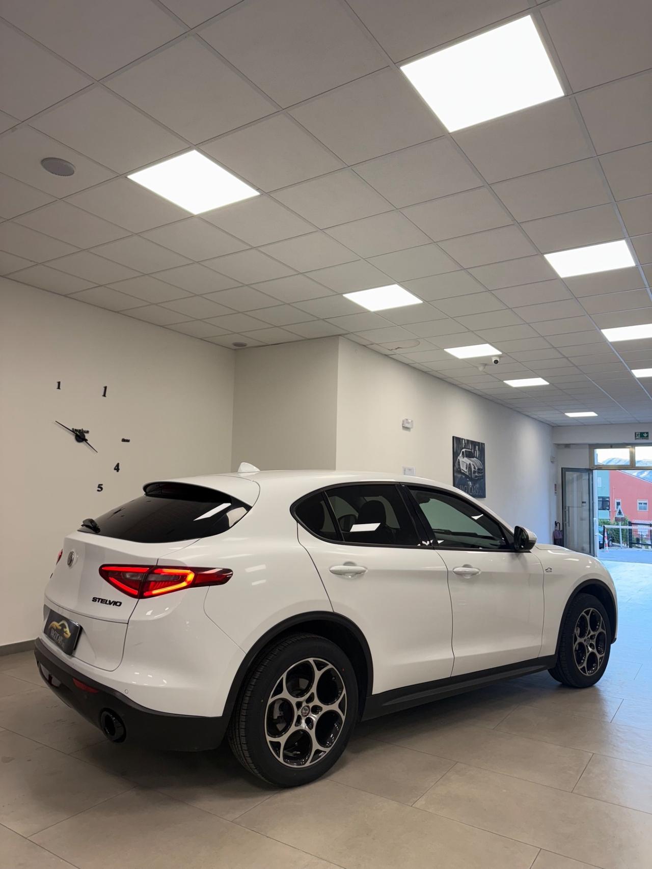 Alfa Romeo Stelvio 2.2 Turbodiesel 210 CV AT8 Q4 Executive