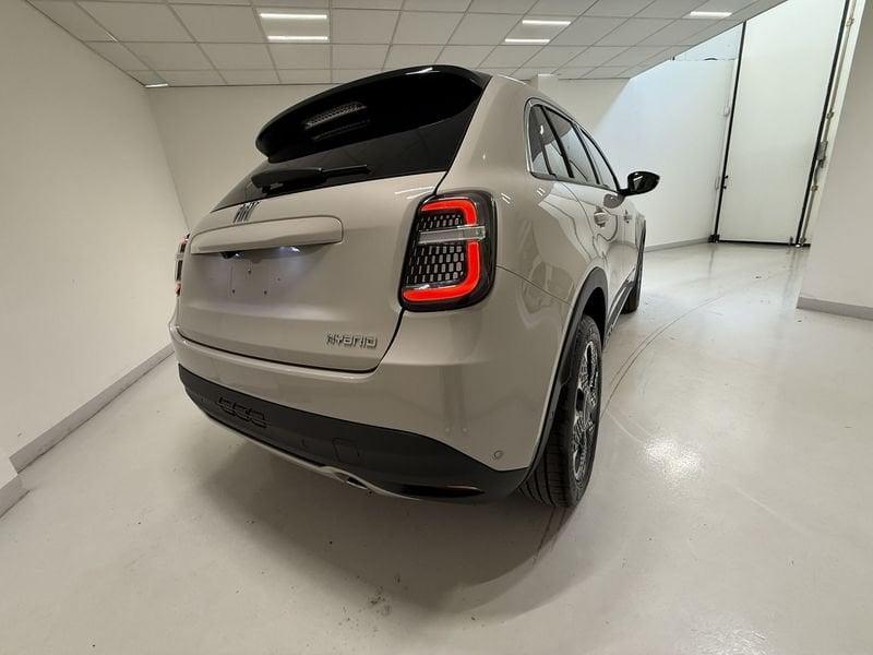 FIAT 600 600 1.2 hybrid La Prima Automatica