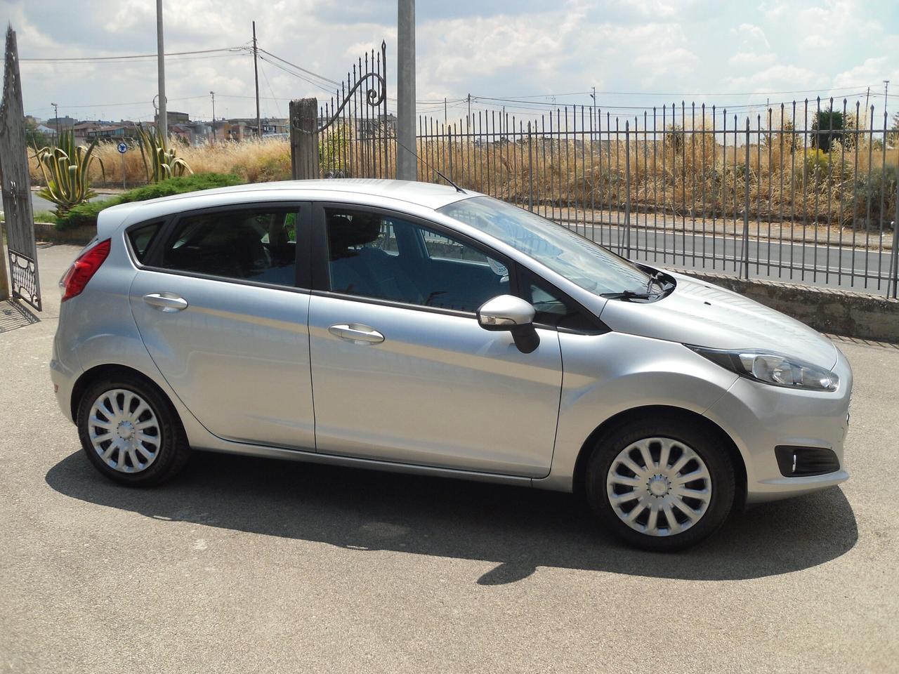 Ford Fiesta 1.5 TDCi 75CV Business