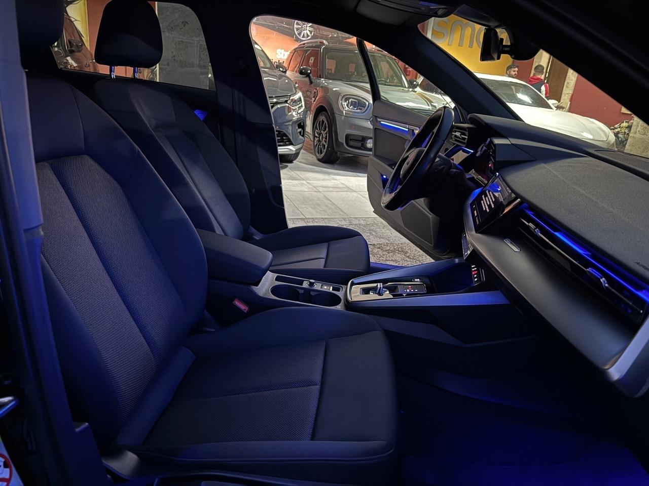 Audi A3 35 TDI Stronic Total Black led matrix