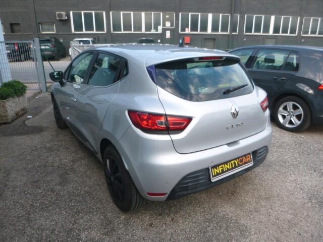 Renault Clio 1.2 75CV 5 porte Life NEOPATENTATI