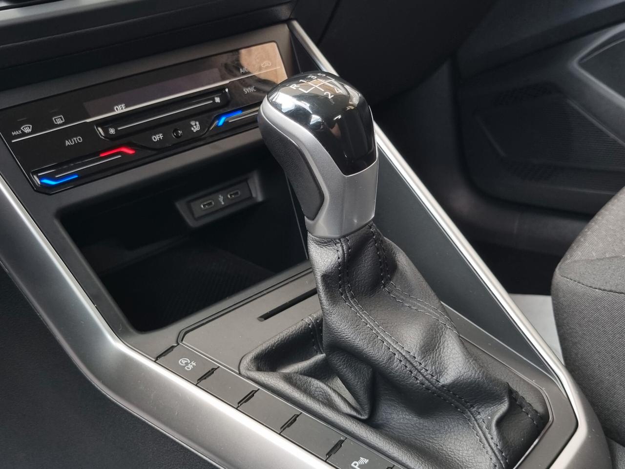 Volkswagen Polo VI 2022 1.0 tsi Life 95cv
