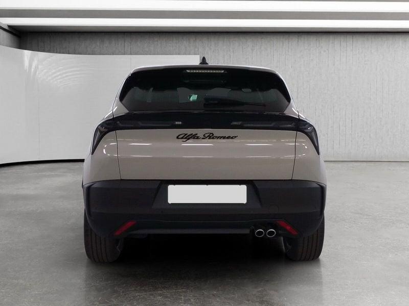 Alfa Romeo Junior 1.2 ibrida 145cv edct6