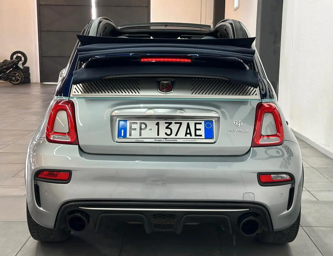 Abarth 695C 1.4 16V RIVALE 180CV F1 AKRAPOVIC PARI AL NUOVO