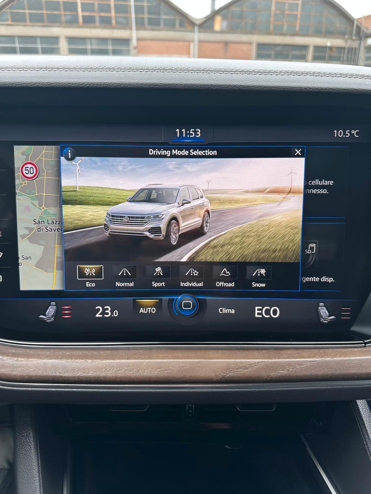 Volkswagen Touareg 3.0 V6 TDI SCR Atmosphere TETTO APRIBILE E INTERNI IN PELLE TOTALE CON MEMORIA