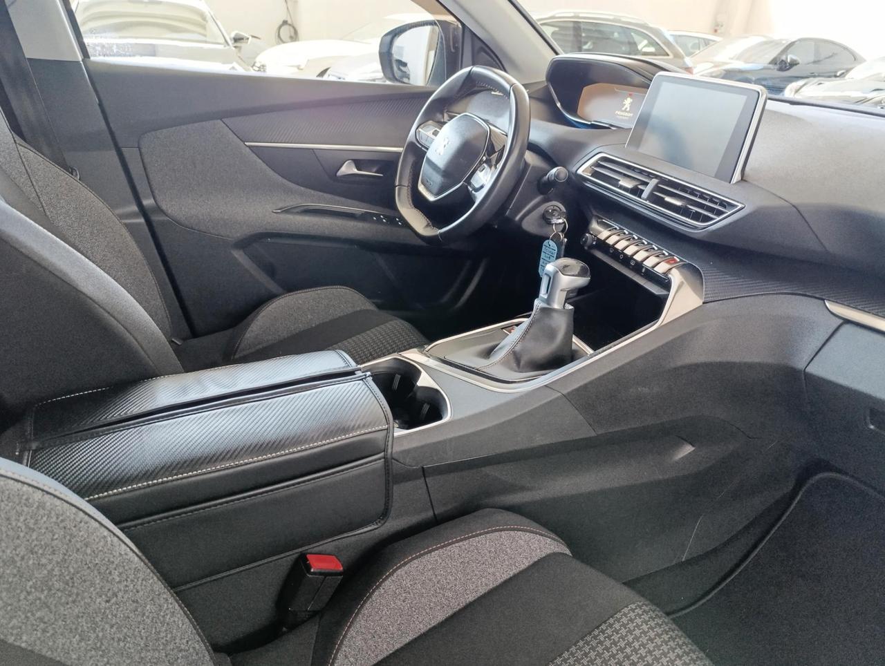 Peugeot 3008 3008 1.6 bluehdi Active s&s 120cv