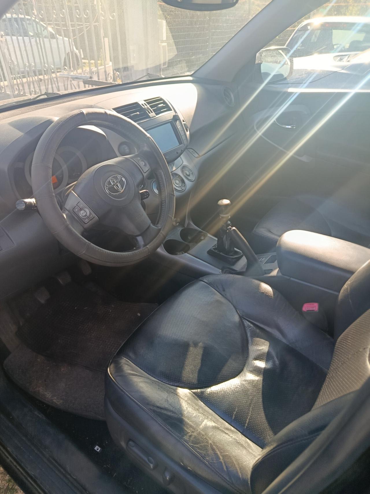 Toyota RAV 4 RAV4 2.2 D-4D 177 CV Luxury