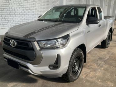 Toyota Hilux 2.4 EXTRA CAB 150CV