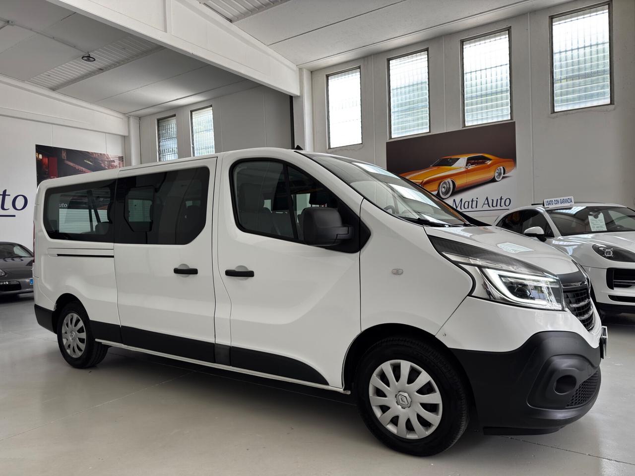 Renault Trafic T27 2.0 dCi 120CV PC-TN Zen N1