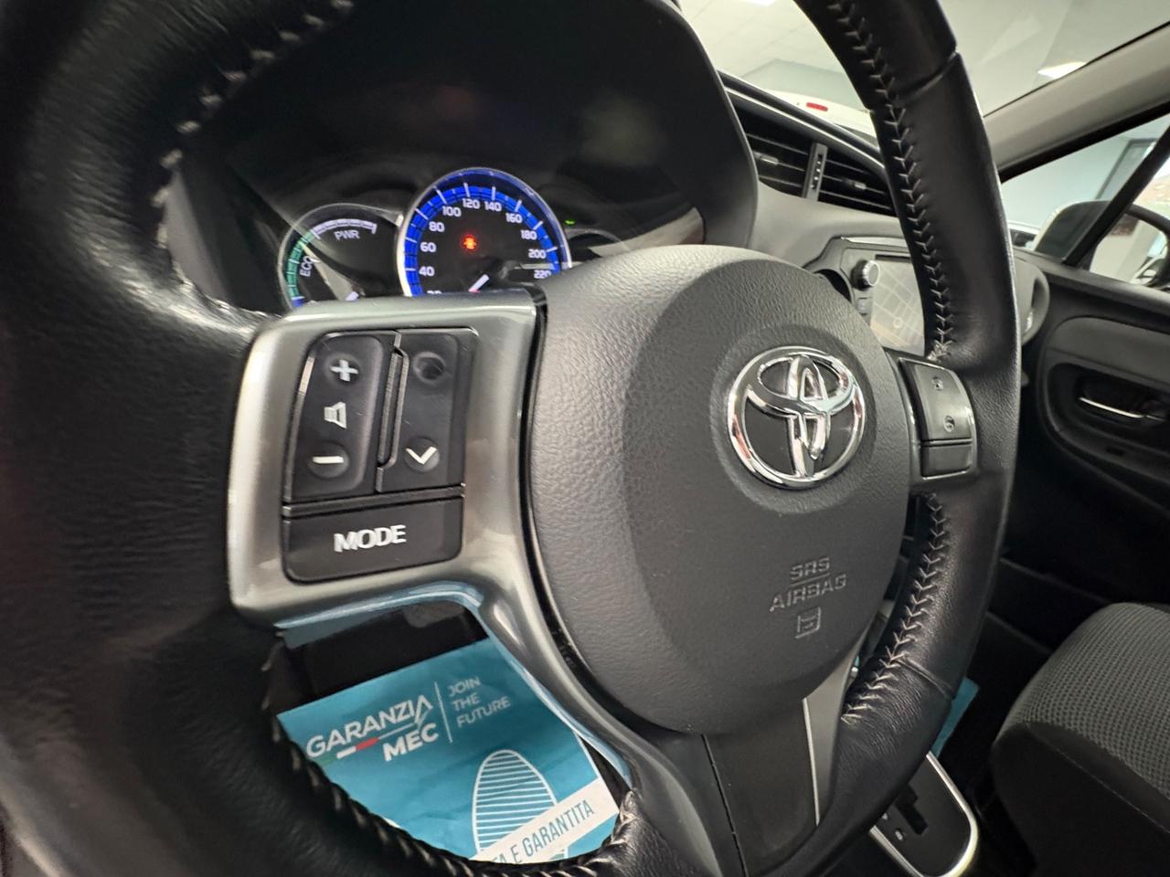 Toyota Yaris Style 1.5 Hybrid 75cv 2017 km 91000