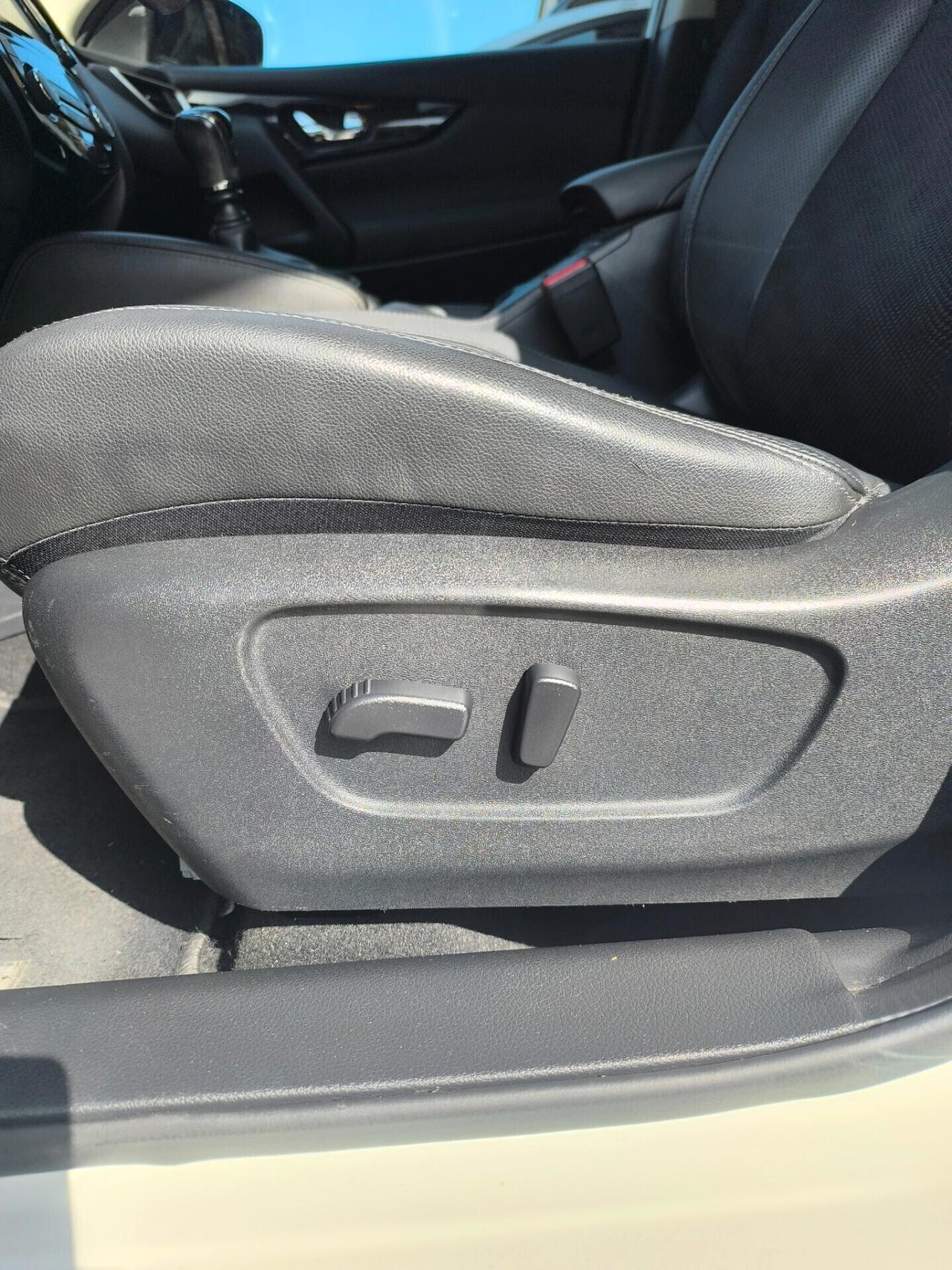 Nissan Qashqai 1.6 dCi 2WD Tekna full optional