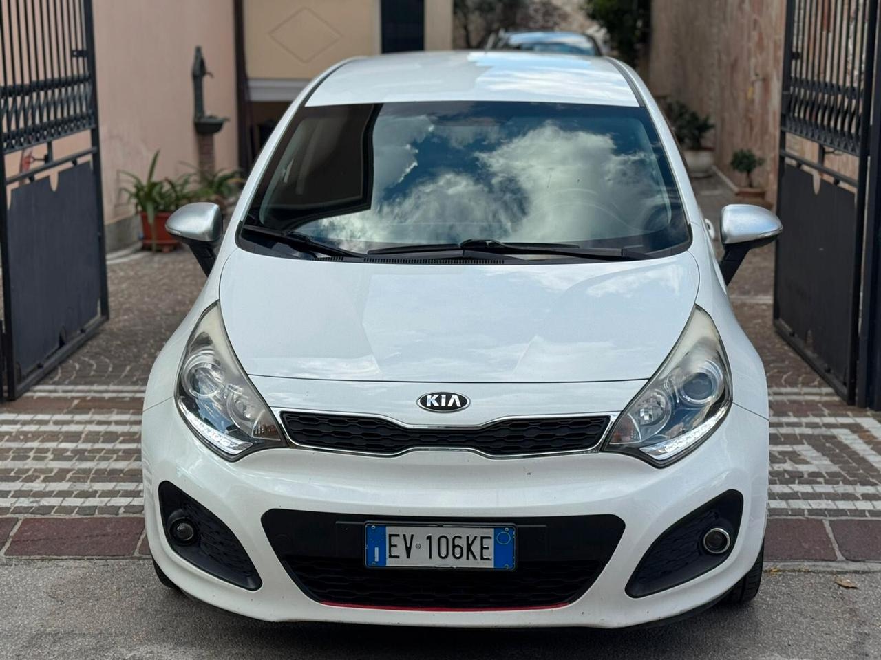 Kia Rio 1.1 CRDi 5p. Cool
