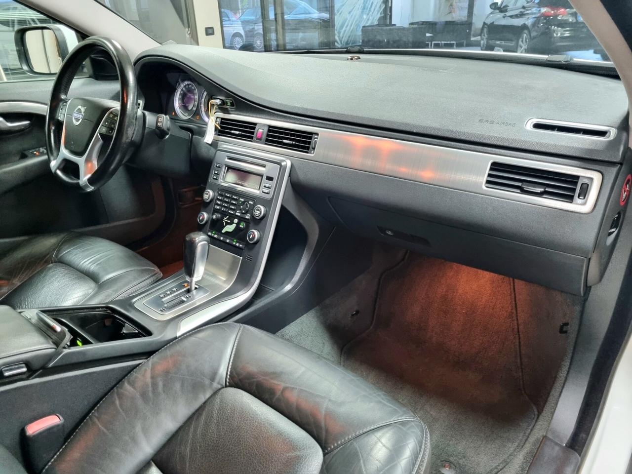 VOLVO XC70 2.0 D3 163CV GEATRONIC MOMENTUM