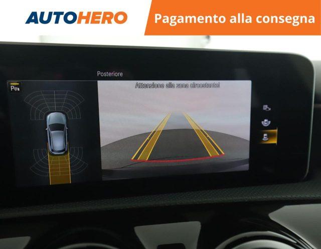 MERCEDES-BENZ A 180 Automatic Premium