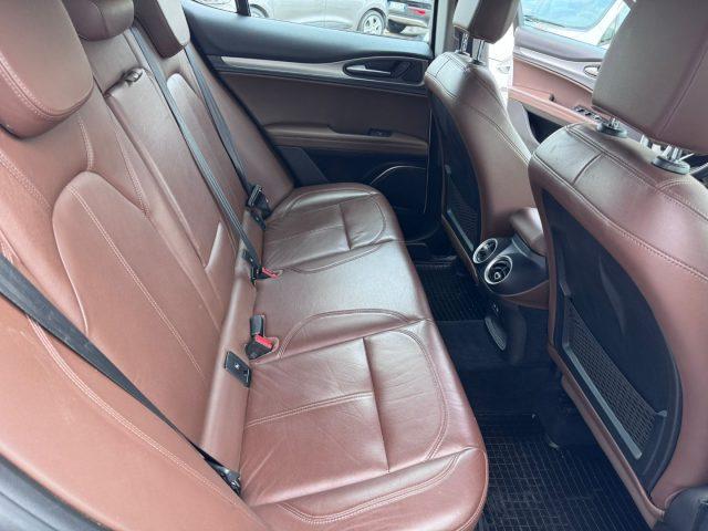 ALFA ROMEO Stelvio 2.2 Turbodiesel perla 210 CV AT8 Q4 Super 4x4 4WD