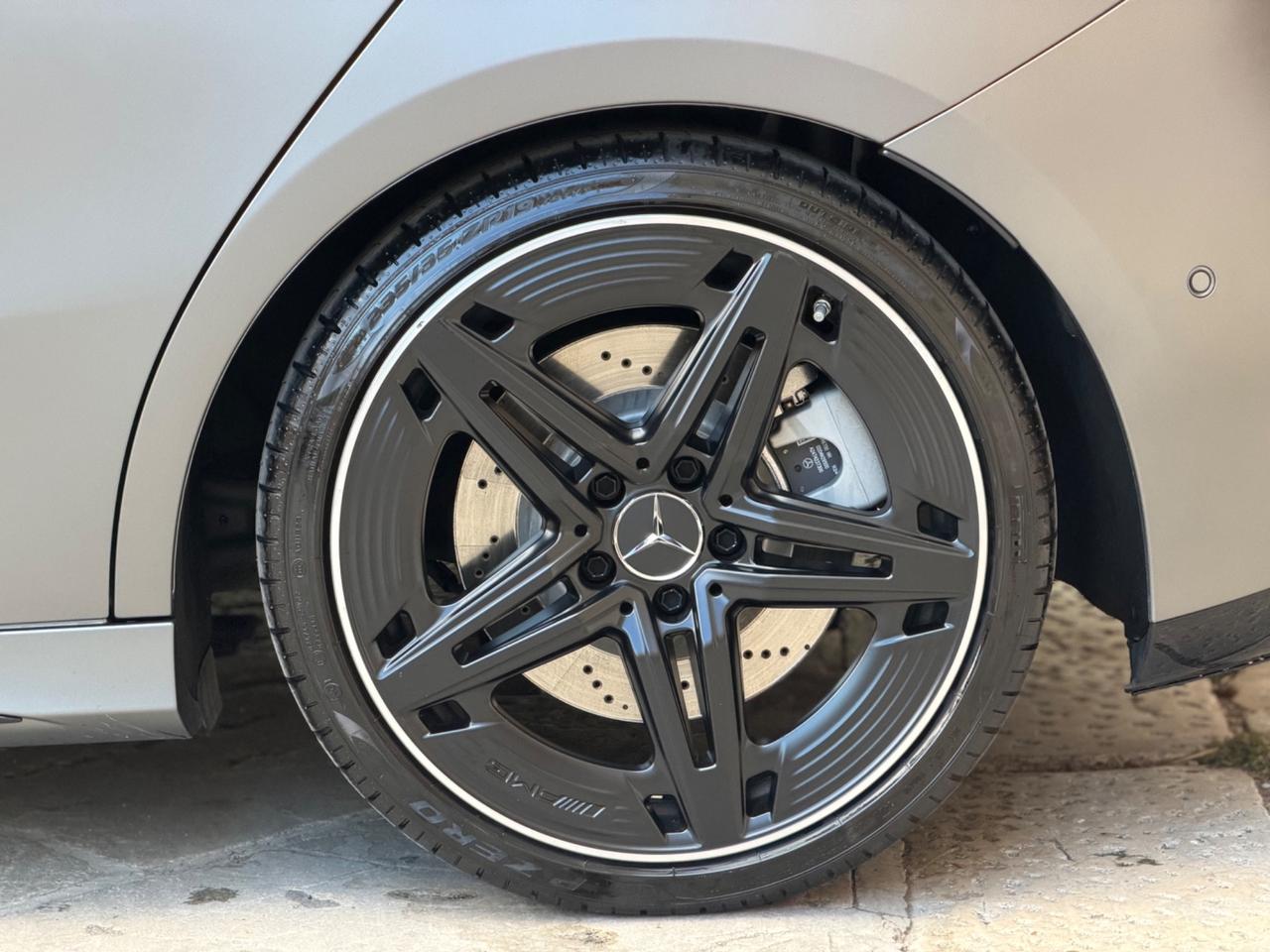 Mercedes-benz A 35 AMG 4MATIC 306 CV MHEV RACING COLLECTION