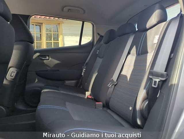 Nissan LEAF N-Connecta 40 kWh