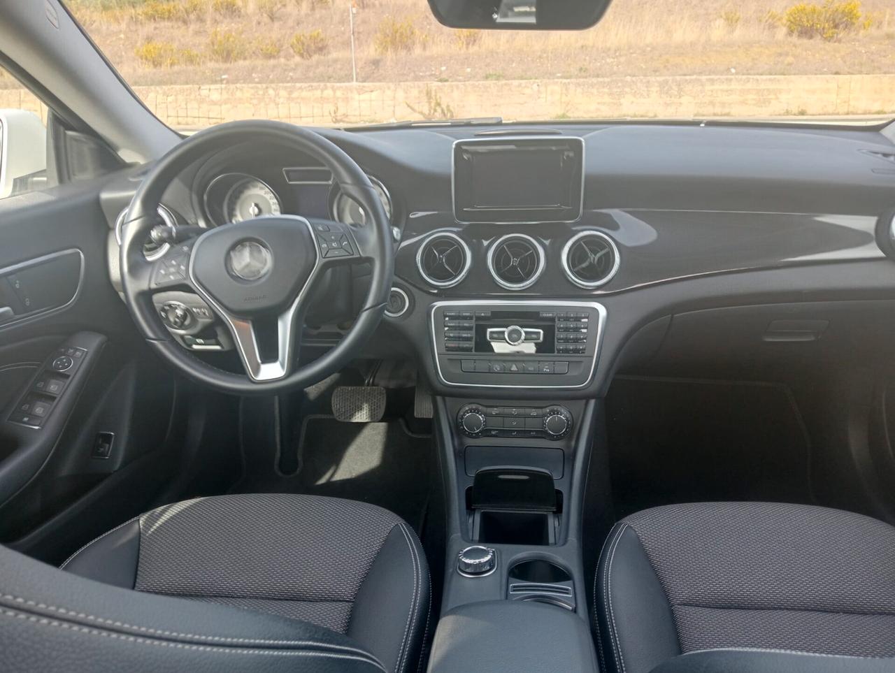 Mercedes-benz CLA 200 CLA 200 CDI Premium