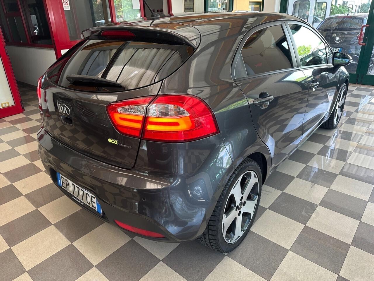 Kia Rio 1.1 CRDi WGT 5p. EX PLUS