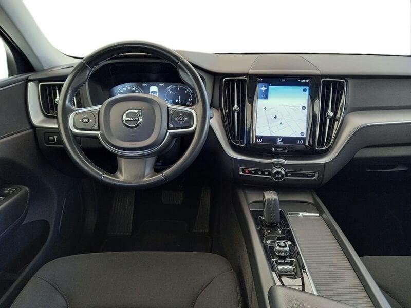 Volvo XC60 B4 197+14 CV Diesel Automatica NAVI LED Momentum Pro