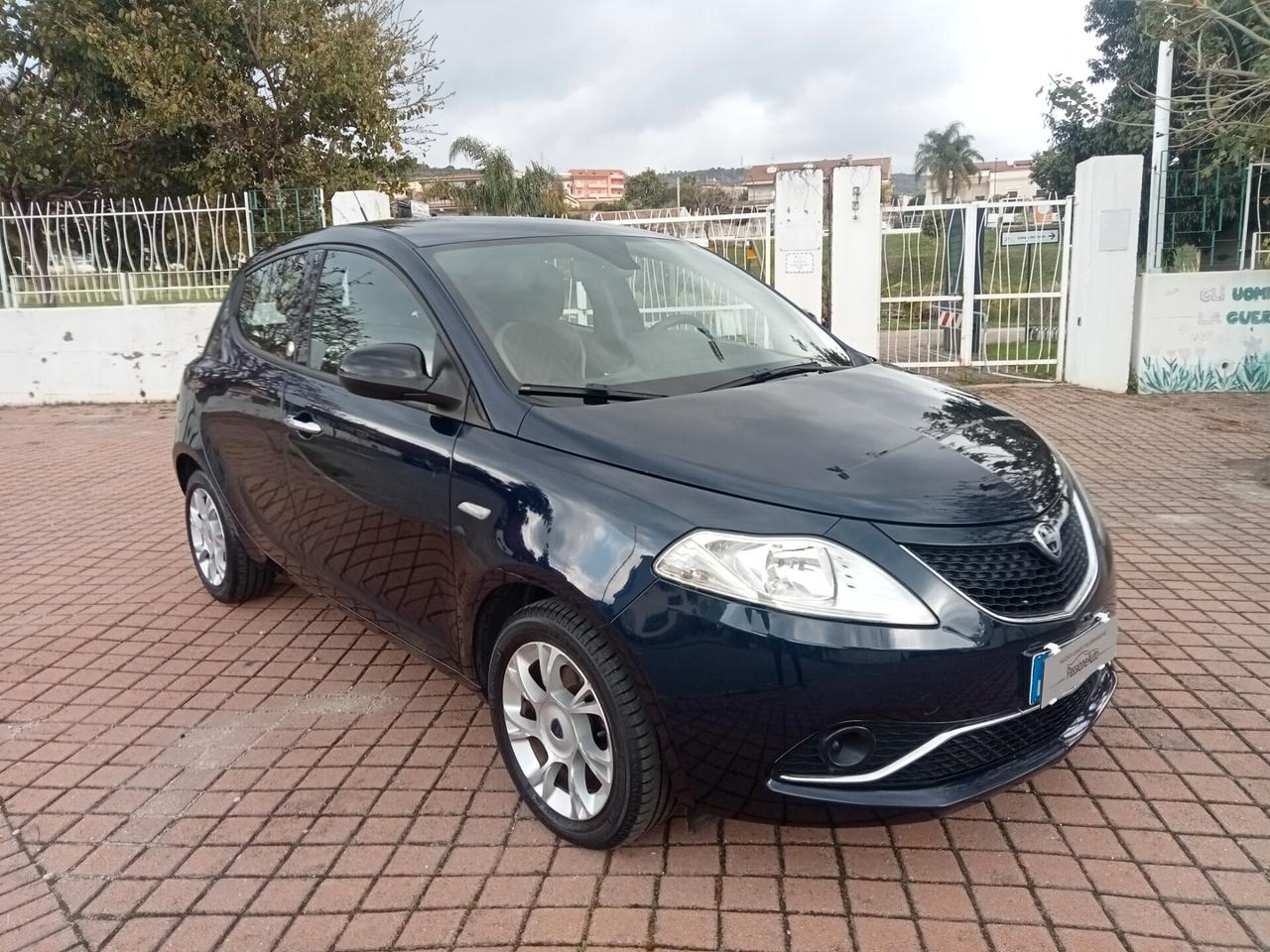 Lancia Ypsilon 1.2 69 CV 5 porte GPL Ecochic Gold