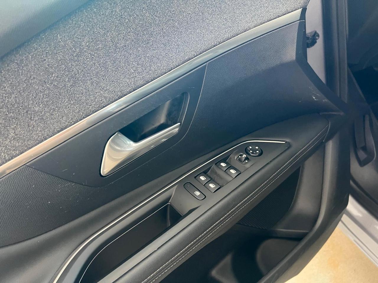 Peugeot 3008 BlueHDi 130 S&S EAT8 Allure 2019