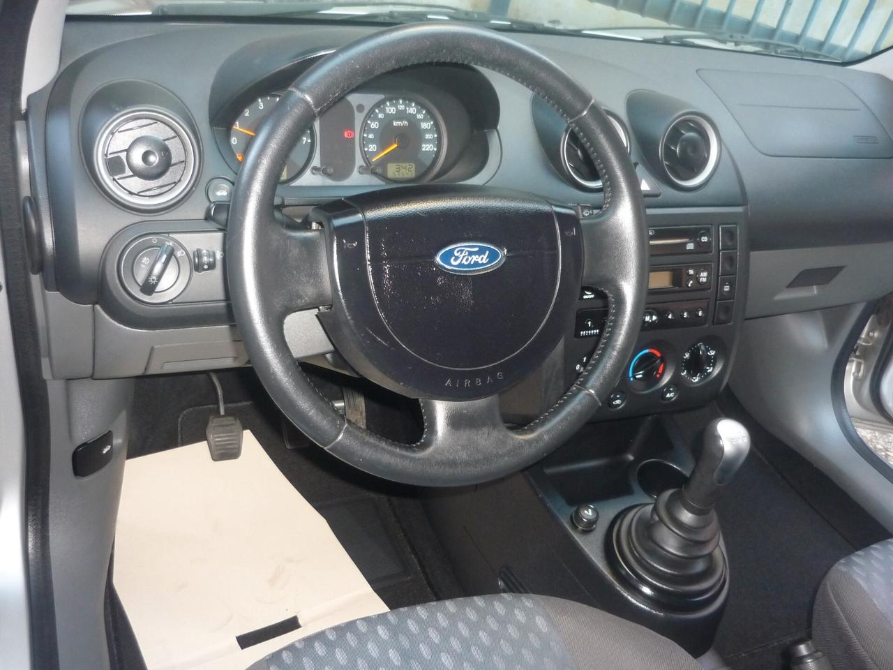 Ford Fiesta 1.2 16V 3p. Ghia