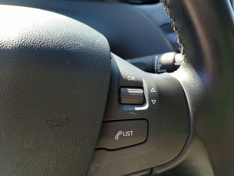 Peugeot 2008 PureTech Turbo 110 EAT6 S&S Allure