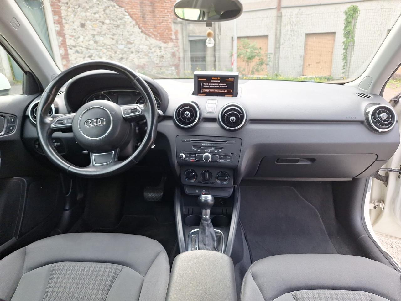 Audi A1 1.4 TFSI S tronic Attraction