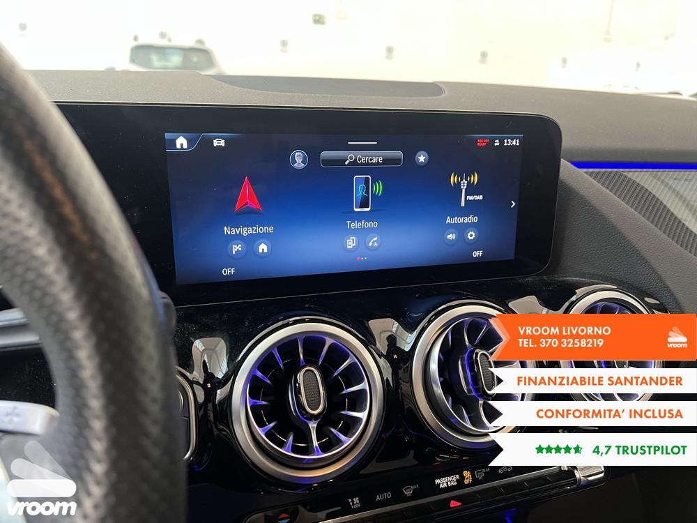 MERCEDES GLA (H247) GLA 200 d Automati...