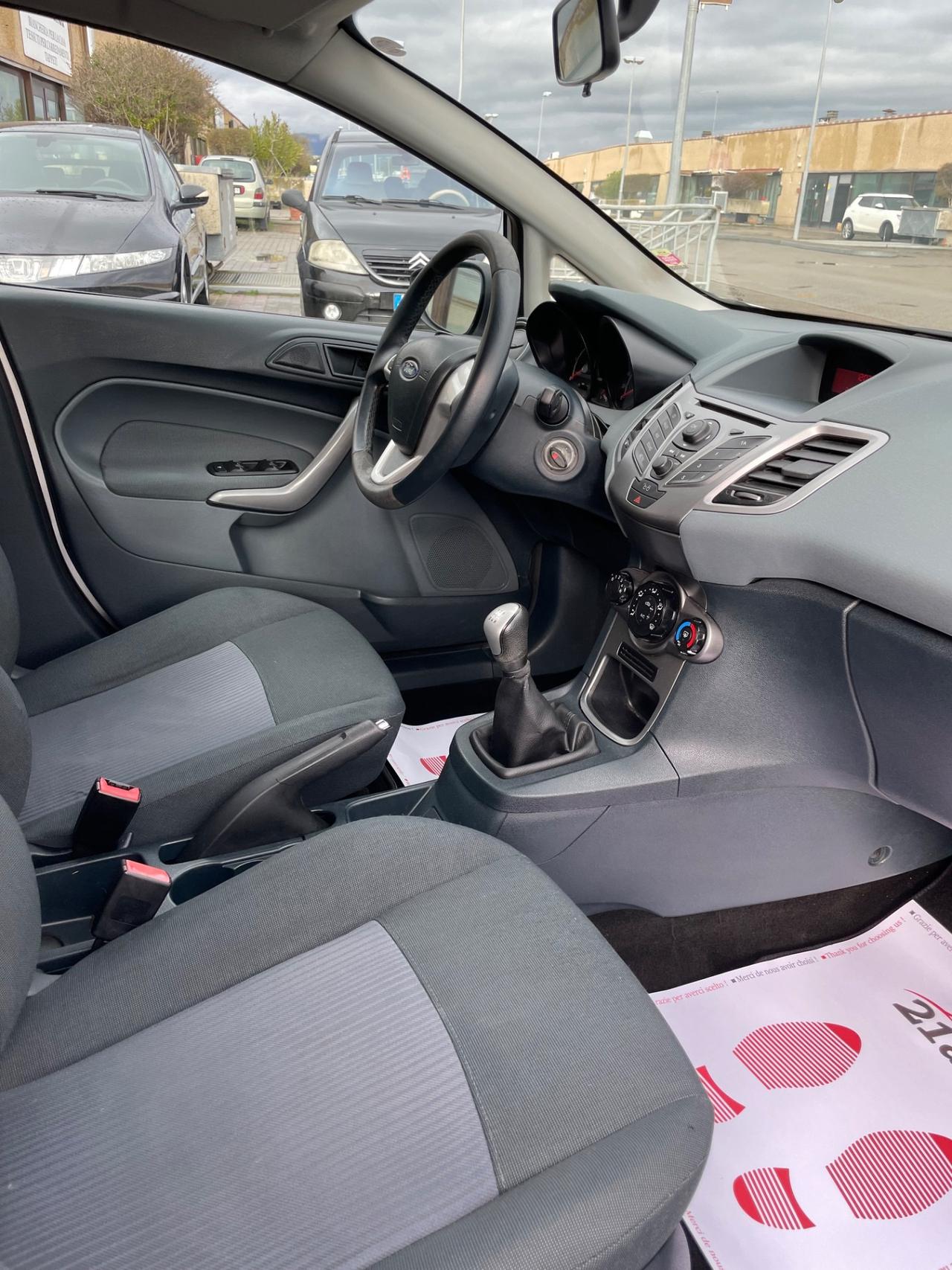 Ford Fiesta 1.4 TDCi 5p. Titanium