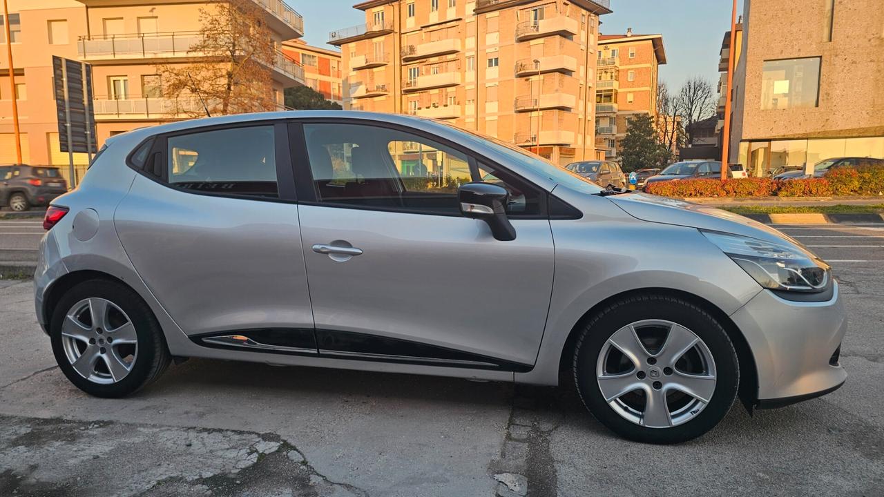 Renault Clio 1.2 75CV GPL 5 porte Live