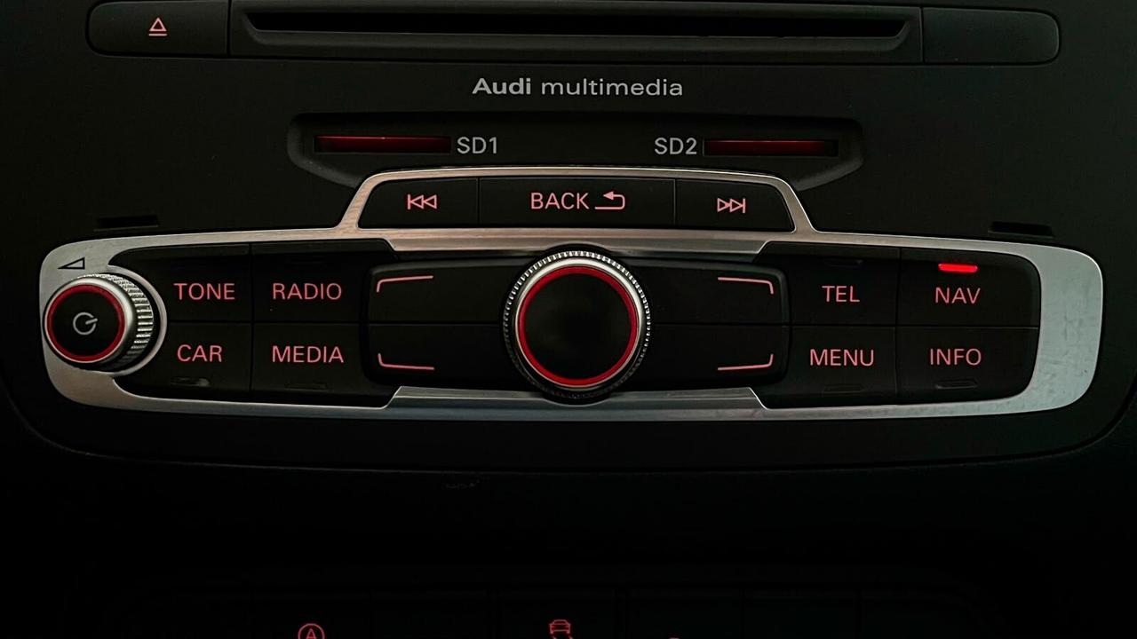 AUDI Q3 QUATTRO 2.0 BUSINESS PLUS S-TRONIC 177 CV - FULL LED
