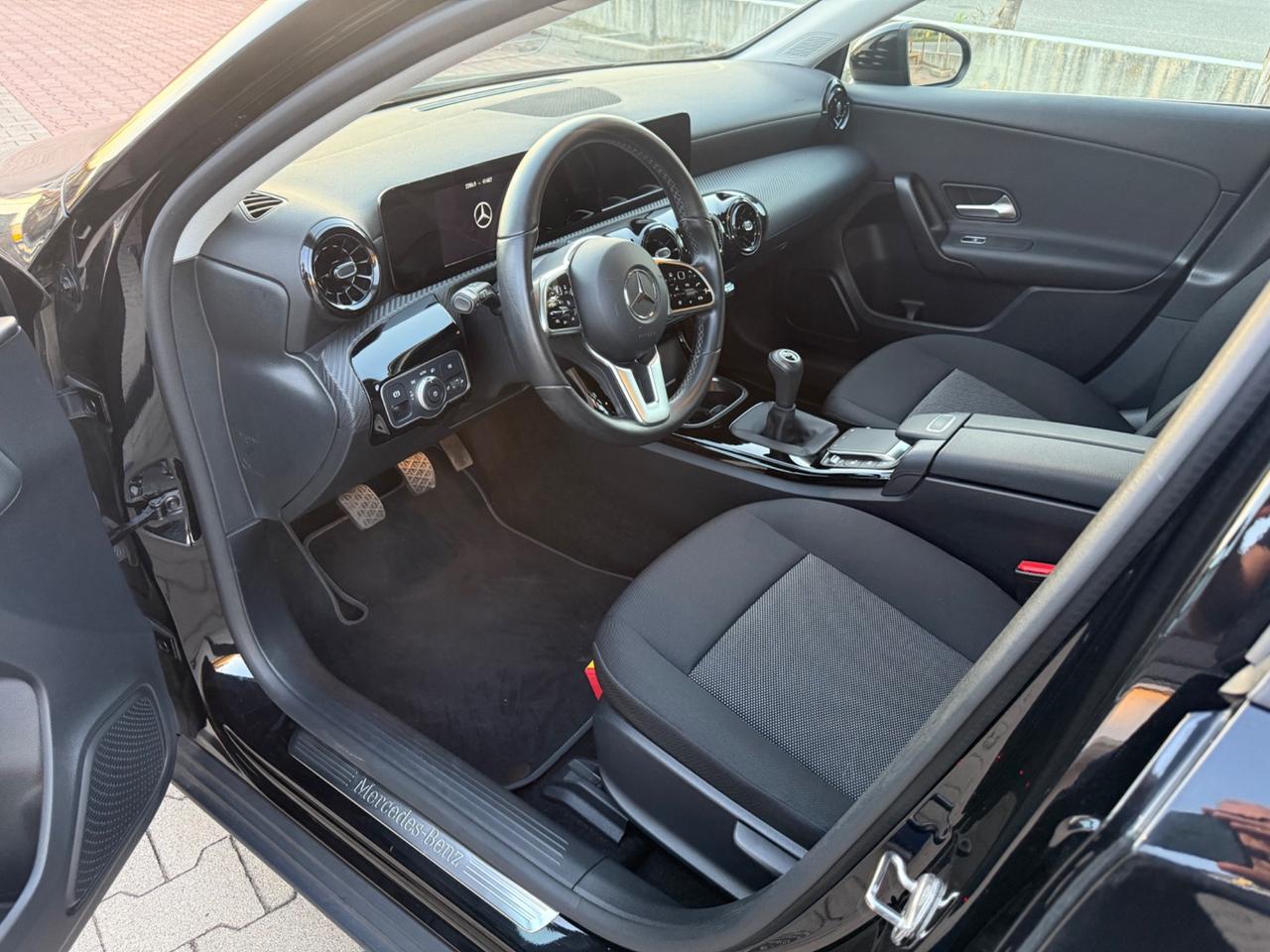 Mercedes-benz A 180 A 180 d Sport
