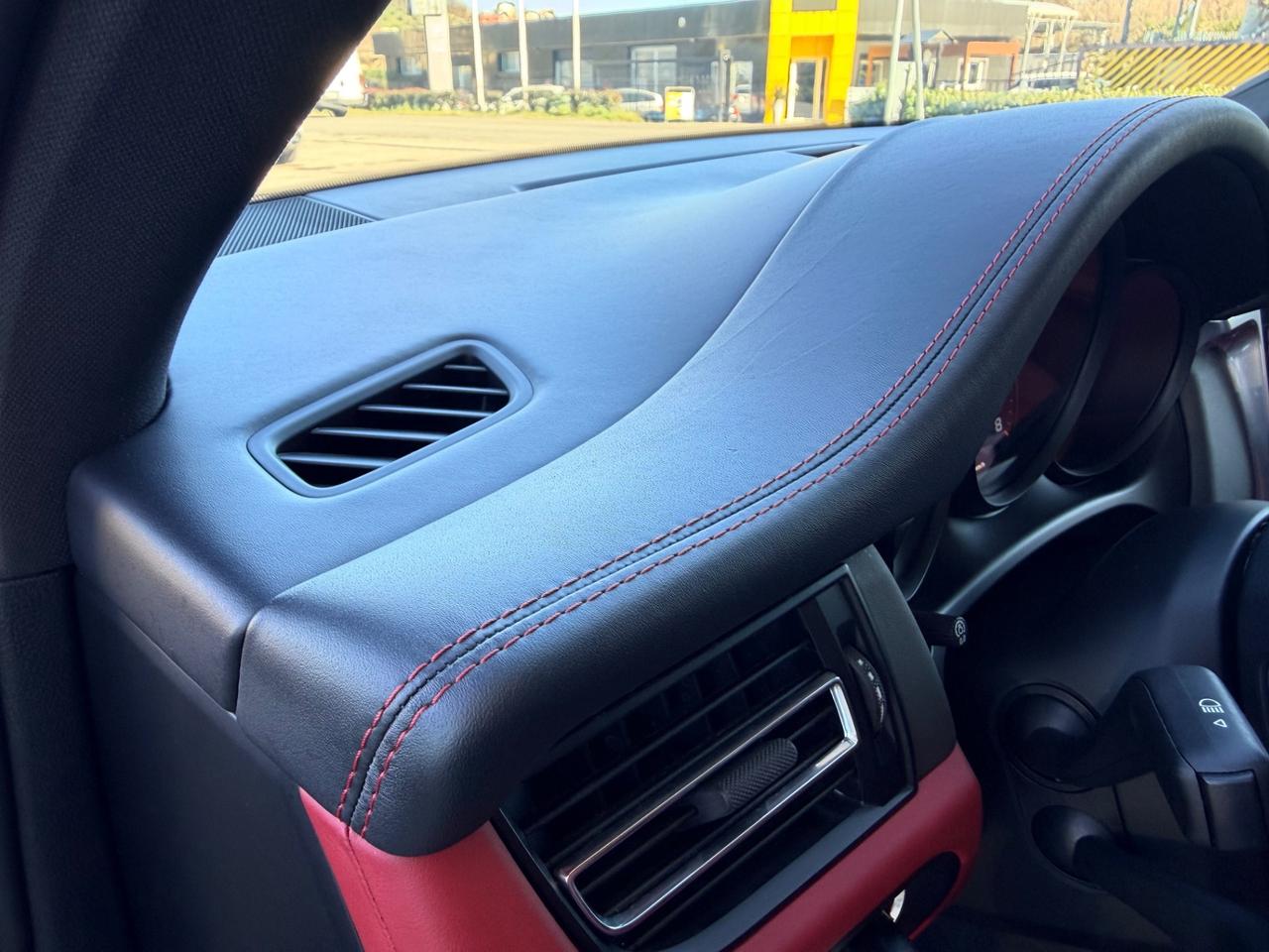 Porsche Macan 2.0i 245cv white edition int cartier