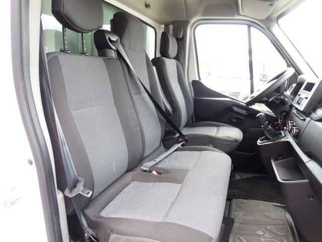 RENAULT Master T35 2.3 dCi 145 TP PL-SL-RG Gran Volume 22 Ice Plu