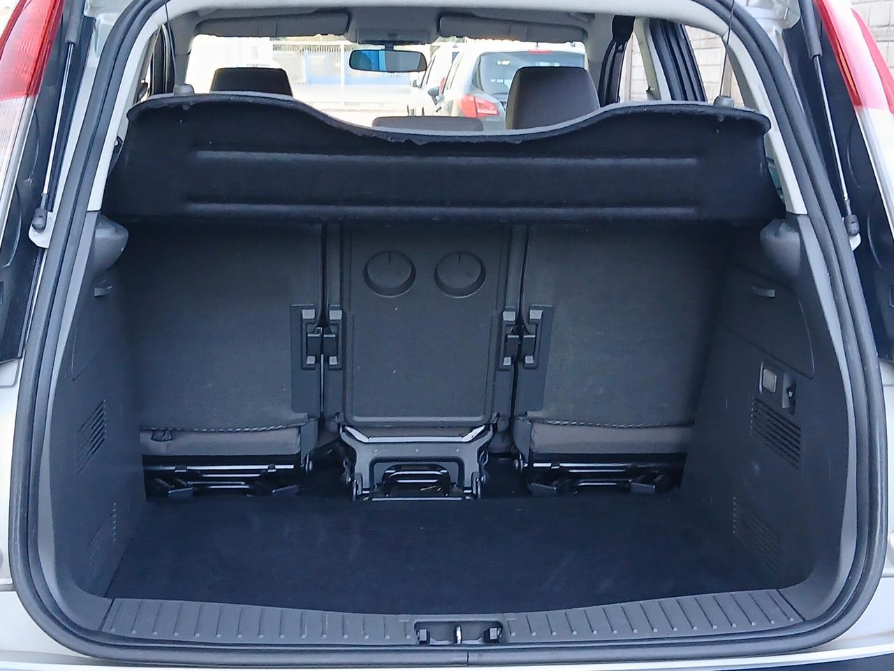 Ford C-Max TITANIUM AUTO IMPECCABILE