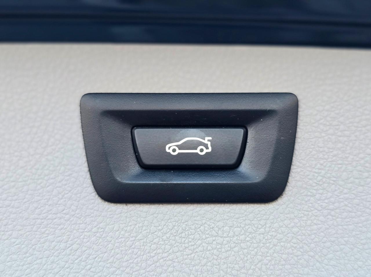 BMW 316D TOURING AUTOMATICA FULL LED NUOVA