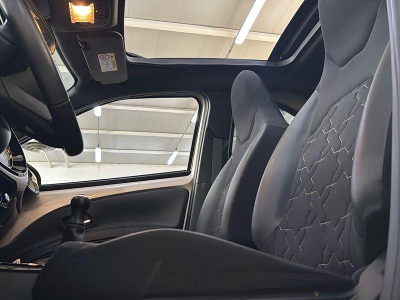Toyota Aygo X 1.0B (72 CV) Lounge Air