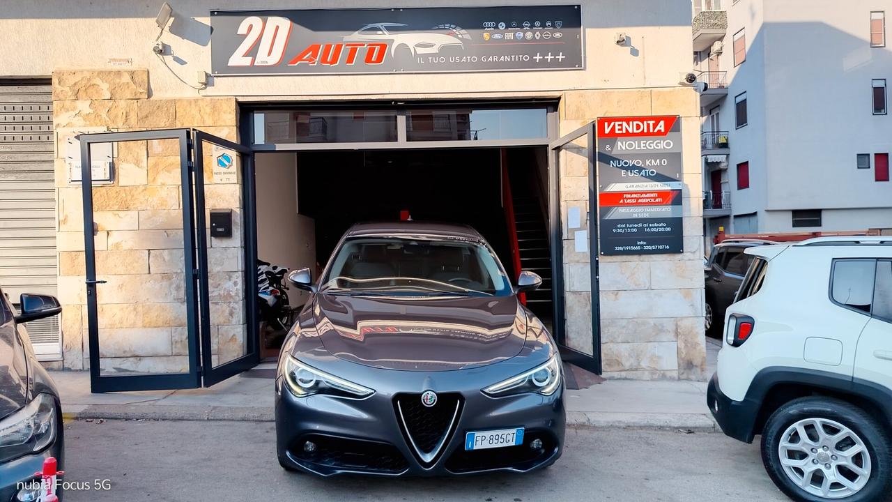 Alfa Romeo Stelvio 2.2 Executive * 180 CV * Navi * Pelle * Garantita 12 Mesi