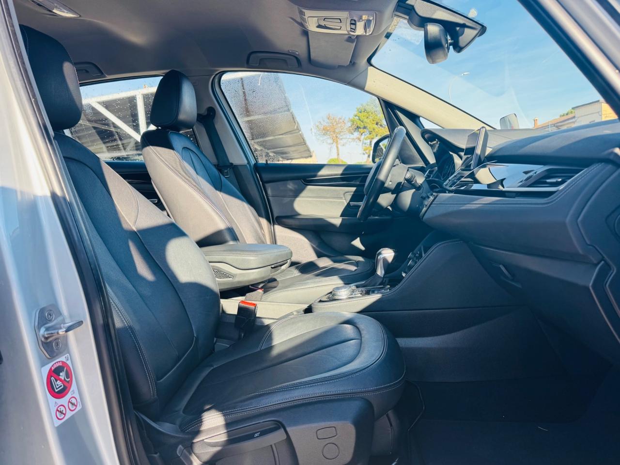 Bmw 2er Active Tourer 218d Luxury