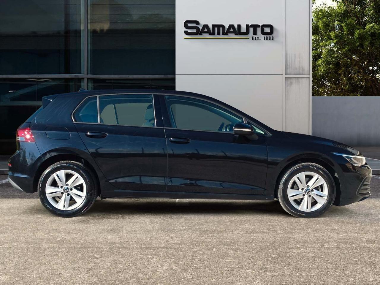 Volkswagen Golf 2.0 TDI 115 CV SCR Life 48.500 KM Certificati! - LED, Navi, FULL!