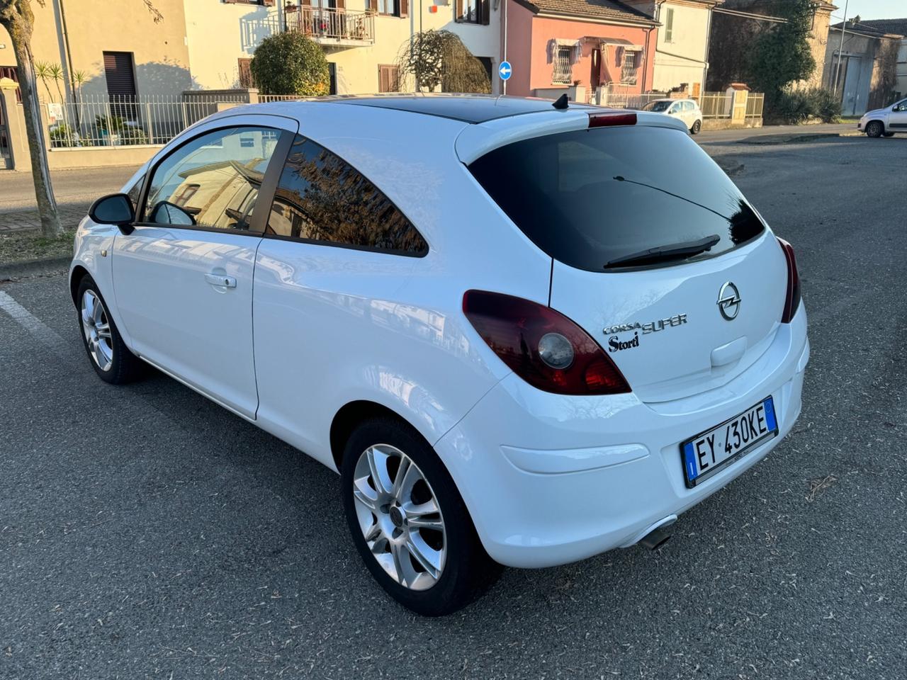 Opel Corsa 1.2 85CV 3 porte GPL-TECH b-color OK Neopatentati