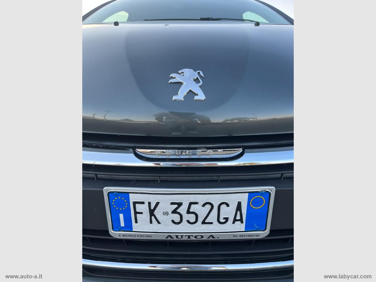 PEUGEOT 208 BlueHDi 75 5p. Allure