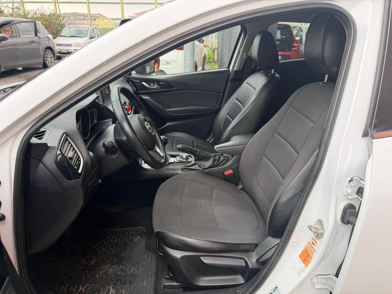 Mazda 3 Mazda3 1.5 Skyactiv-D Evolve