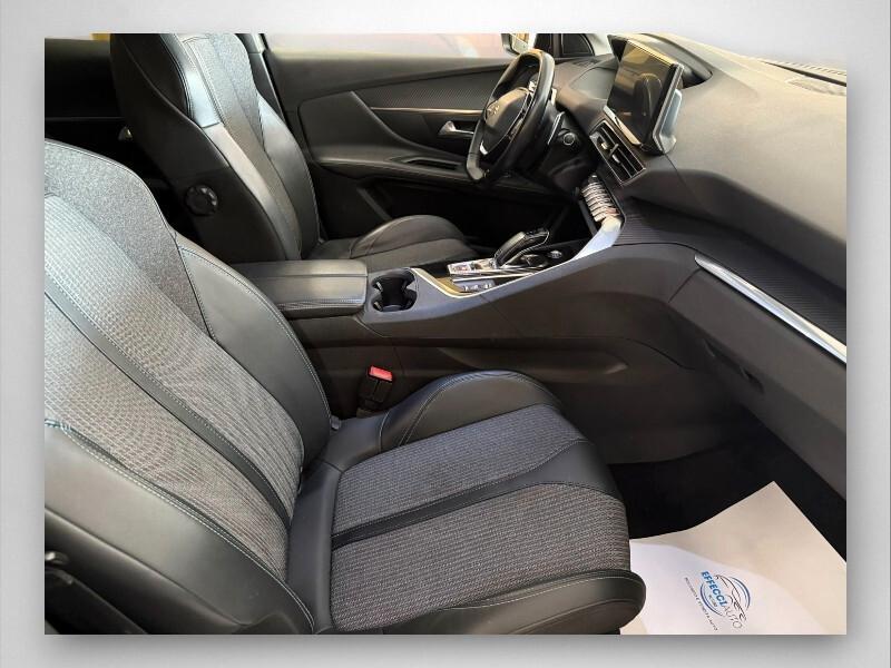 Peugeot 3008 BlueHDi 130 S&S EAT8 Allure